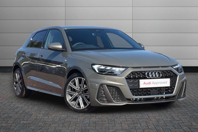 Audi A1 listing photo