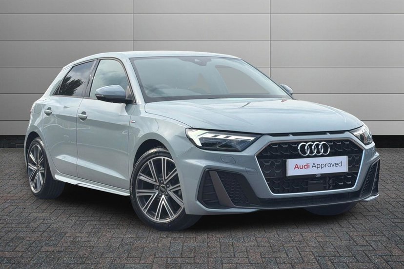 Audi A1 listing photo