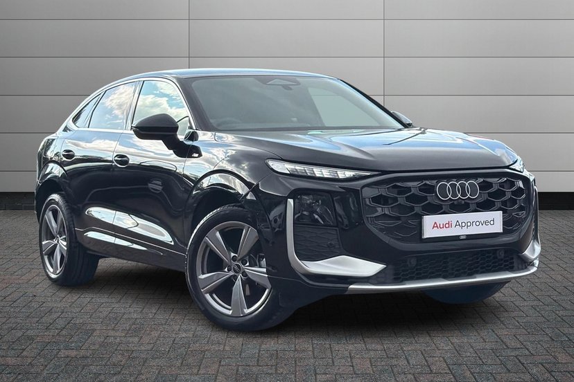 Audi Q3 listing photo