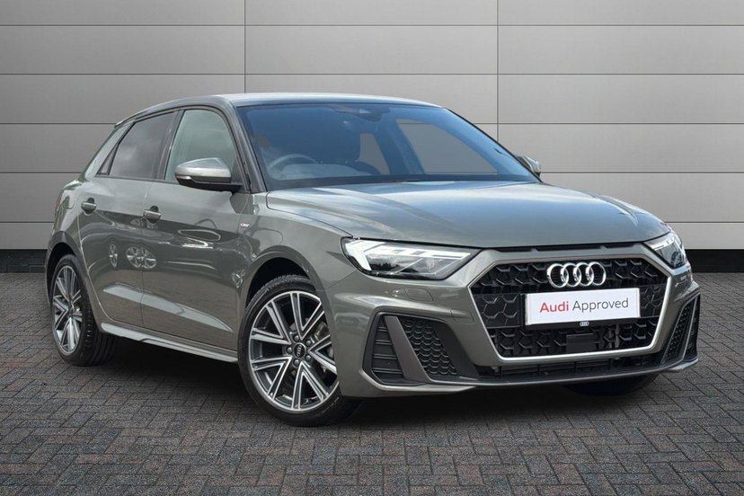 Audi A1 listing photo