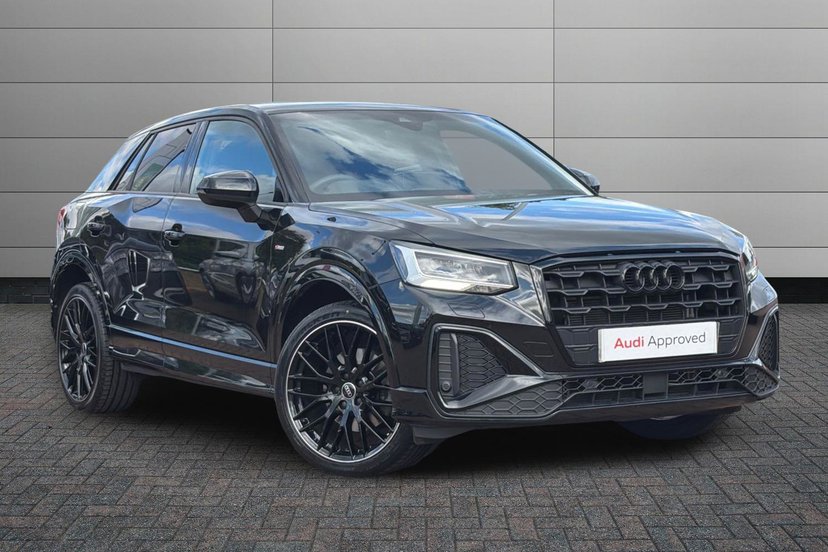Audi Q2 listing photo