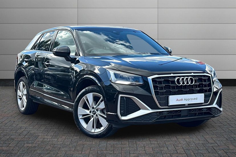 Audi Q2 listing photo