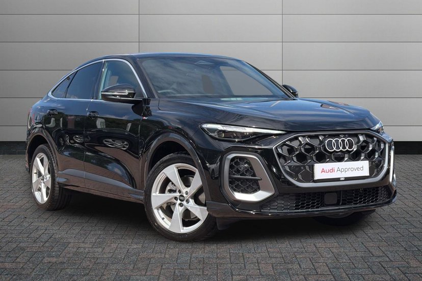 Audi Q5 listing photo