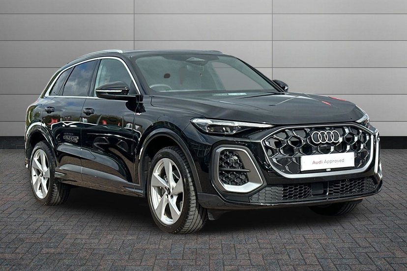 Audi Q5 listing photo