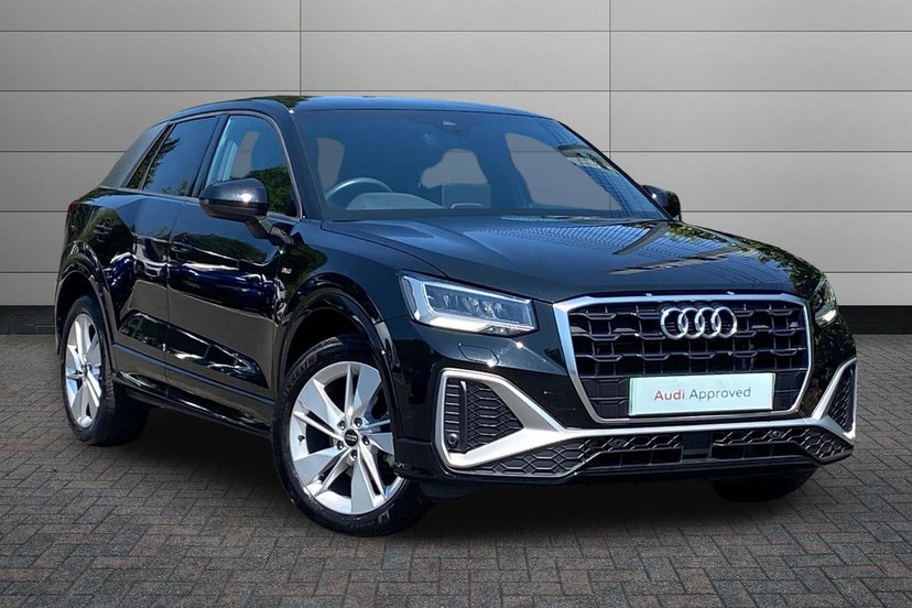 Audi Q2 listing photo