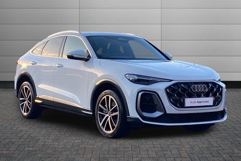 Audi Q5 listing photo