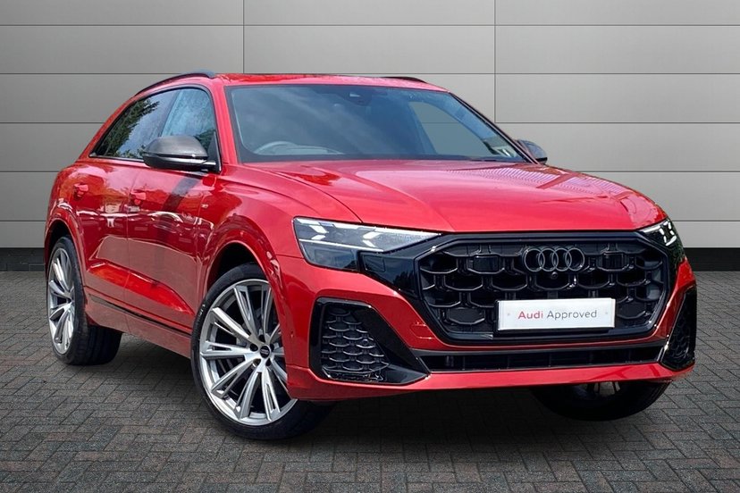 Audi Q8 listing photo