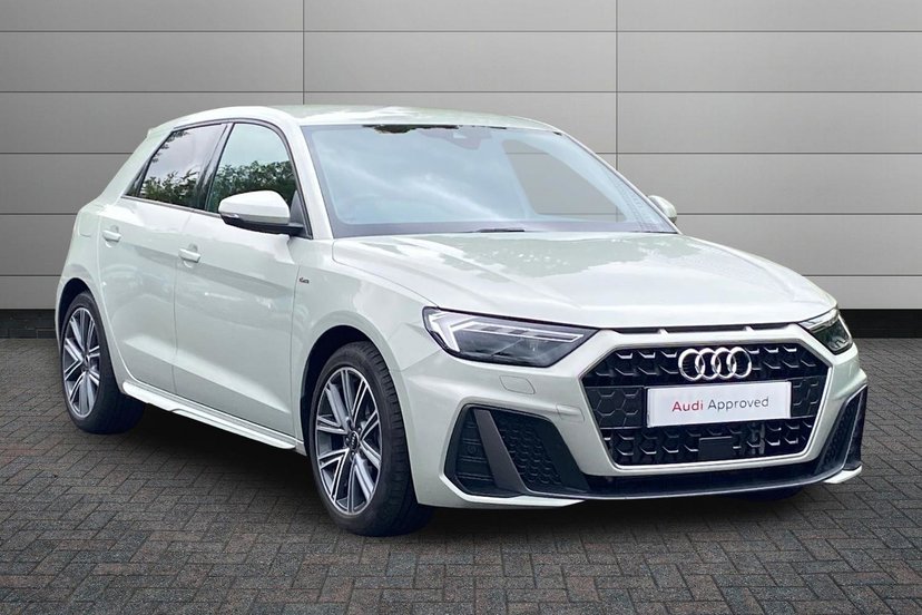 Audi A1 listing photo