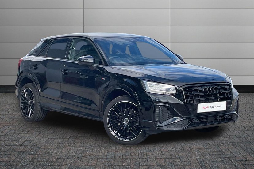 Audi Q2 listing photo