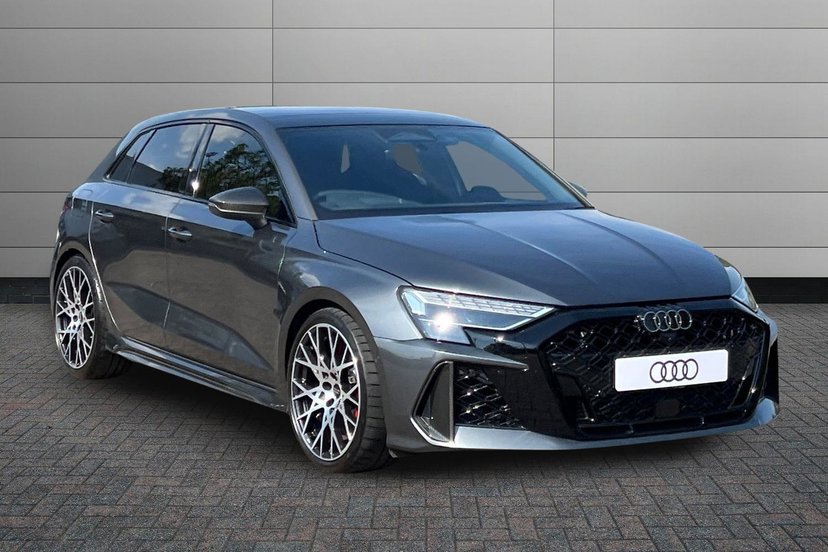 Audi Rs 3 listing photo