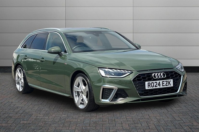 Audi A4 Avant listing photo