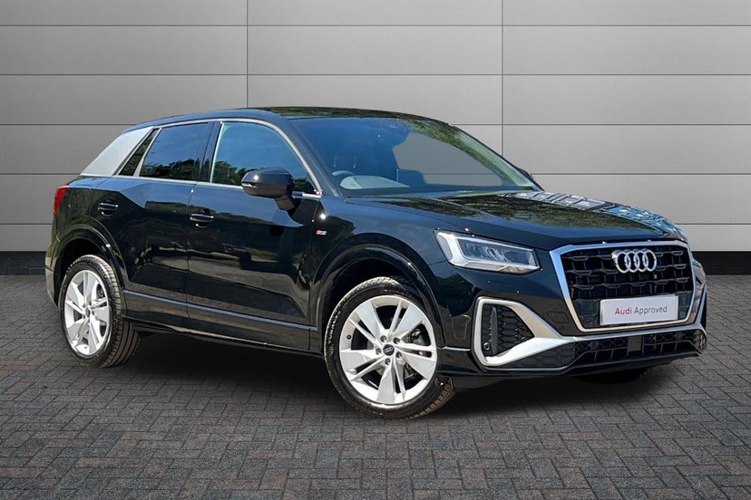 Audi Q2 listing photo