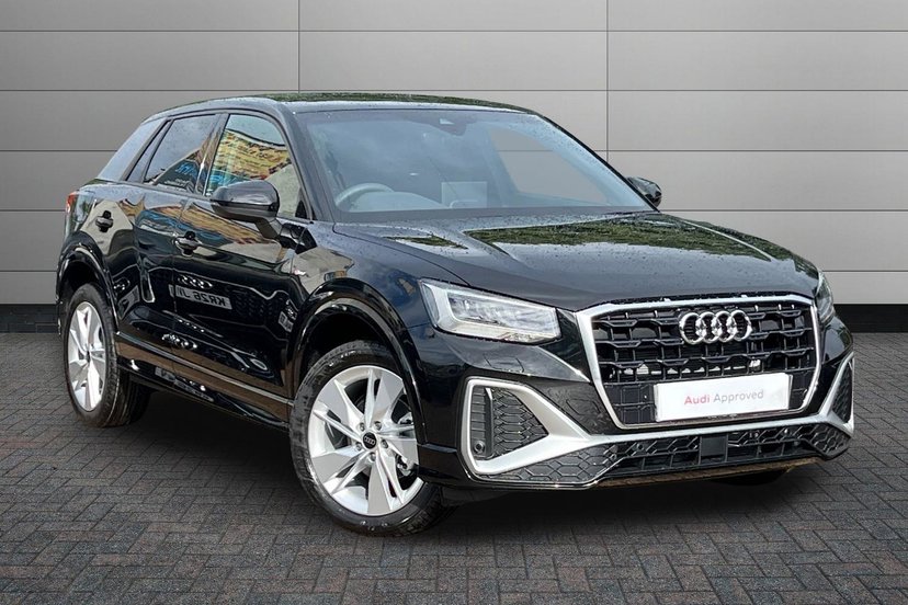 Audi Q2 listing photo