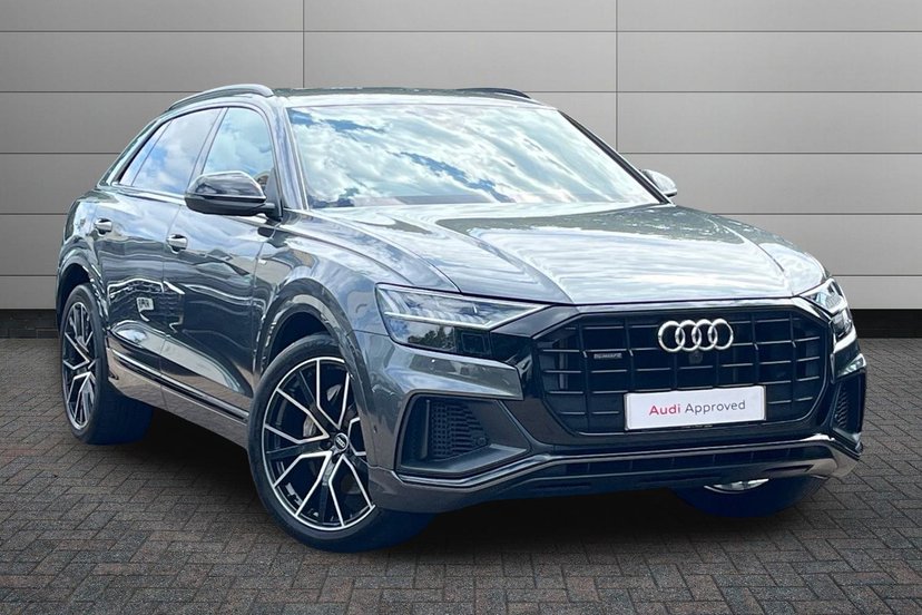 Audi Q8 listing photo