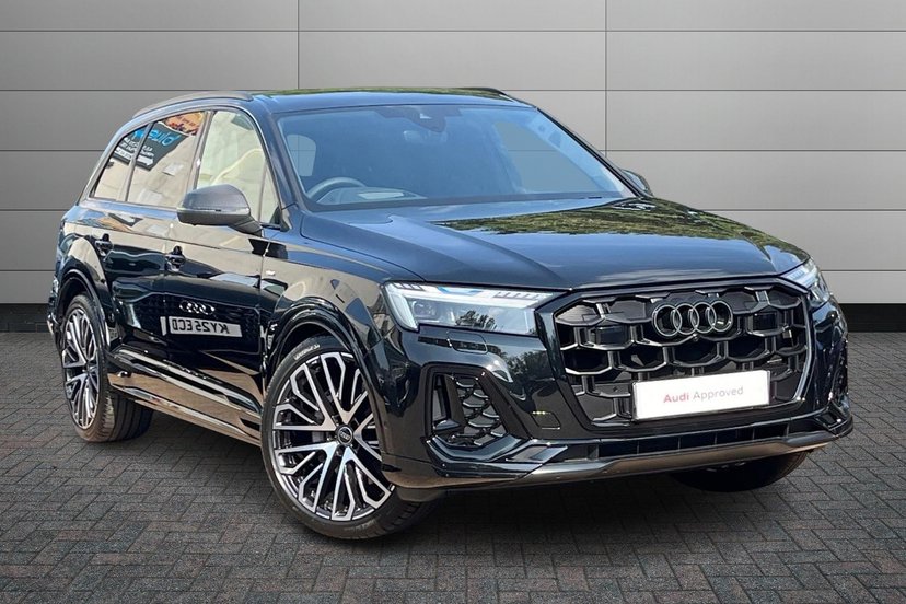 Audi Q7 listing photo