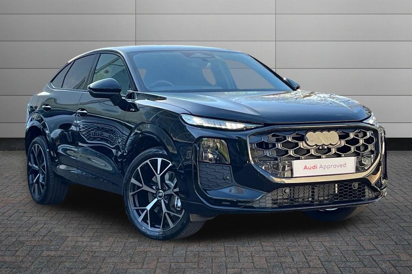 Audi Q3 listing photo