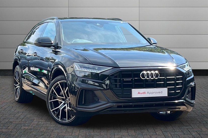 Audi Q8 listing photo