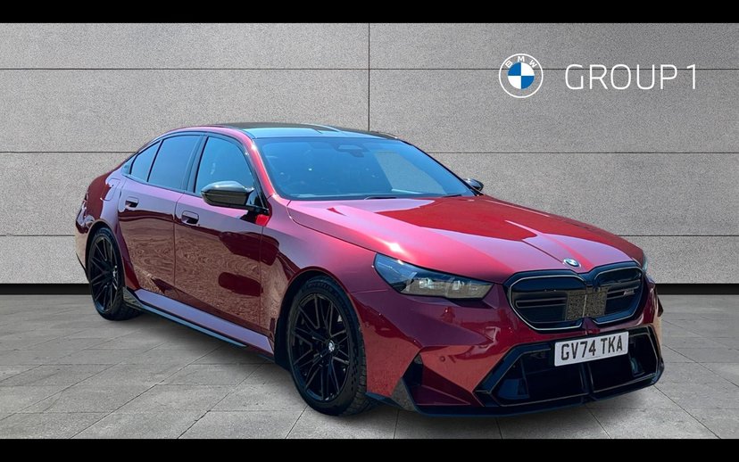BMW M5 listing photo