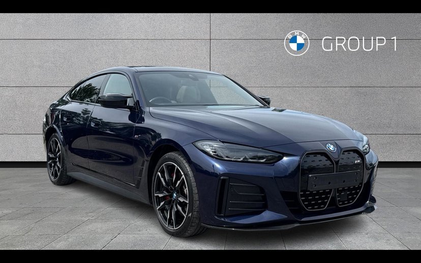 BMW i4 listing photo