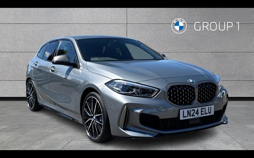 BMW 1 Series listing photo