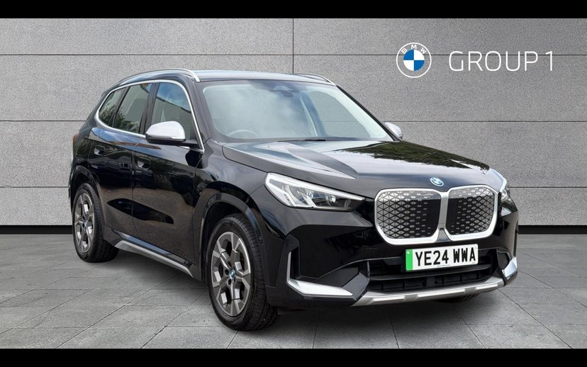 BMW iX1 listing photo