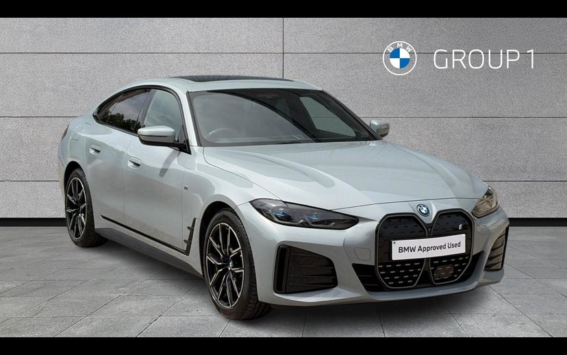 BMW i4 listing photo