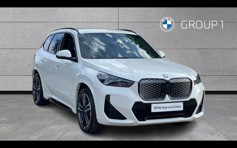 BMW iX1 listing photo
