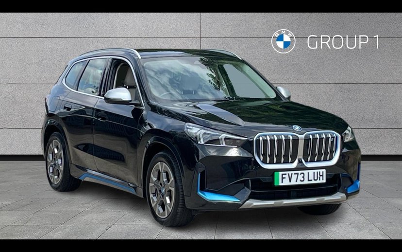 BMW iX1 listing photo