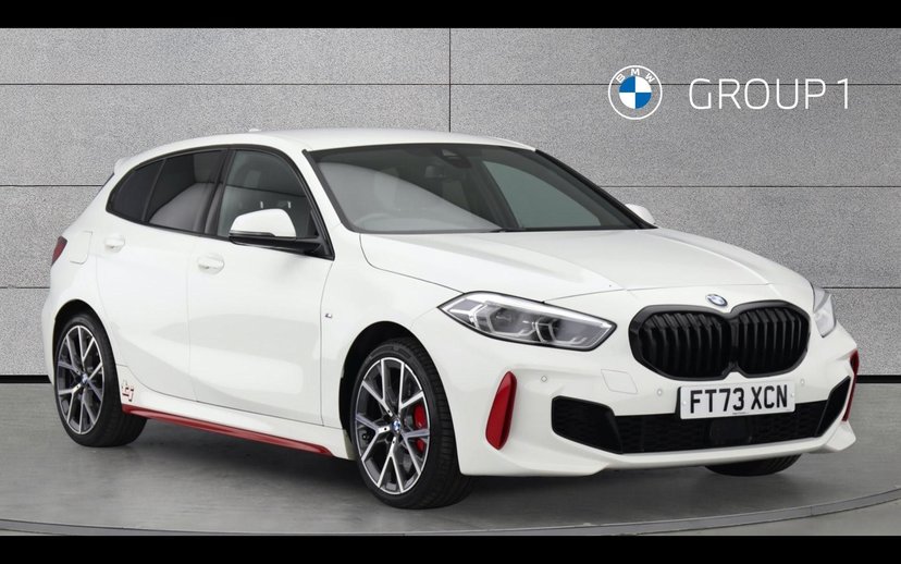 BMW 1 Series listing photo