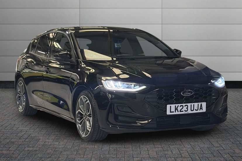 Ford Focus listing photo
