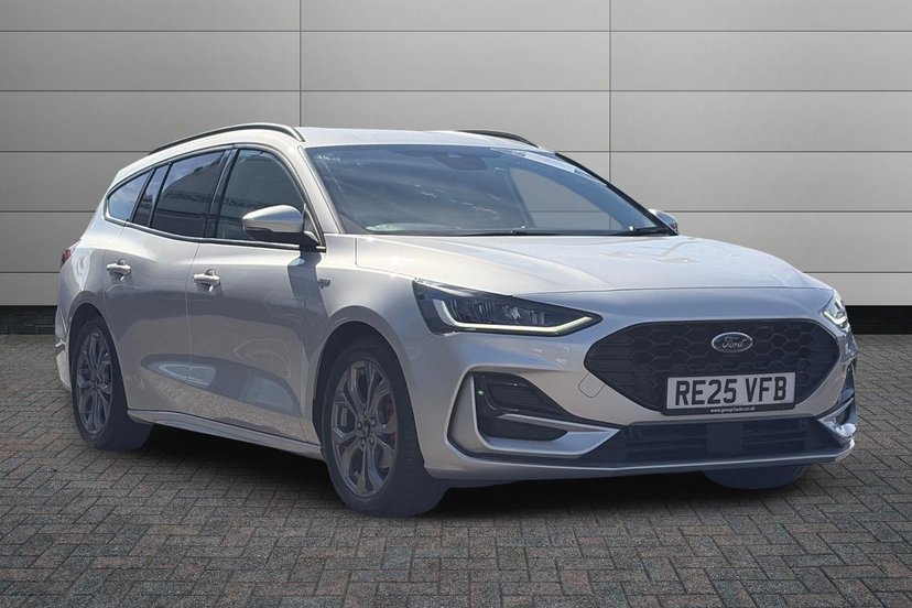 Ford Focus listing photo