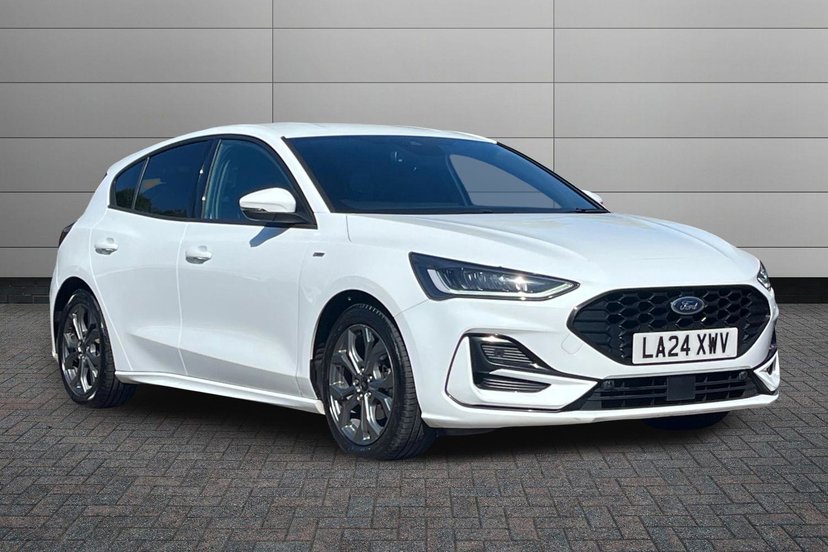 Ford Focus listing photo