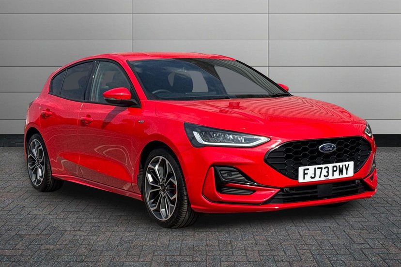 Ford Focus listing photo