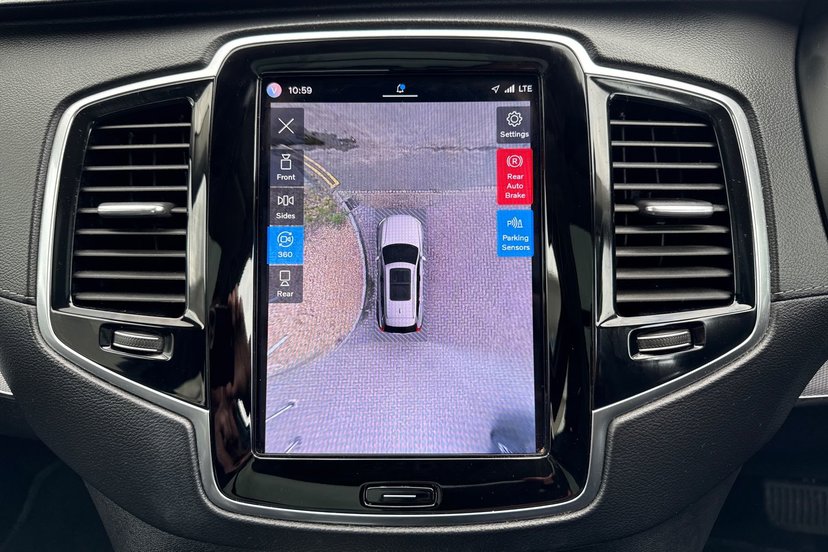 2023 Volvo XC90 thumbnail 16