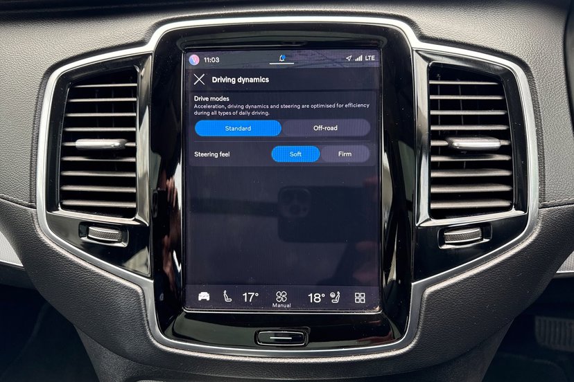 2023 Volvo XC90 thumbnail 17