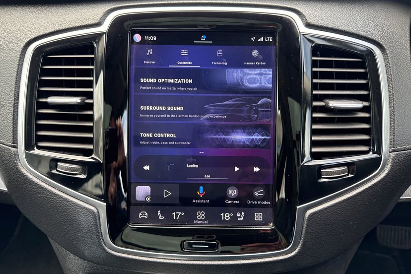2023 Volvo XC90 thumbnail 21