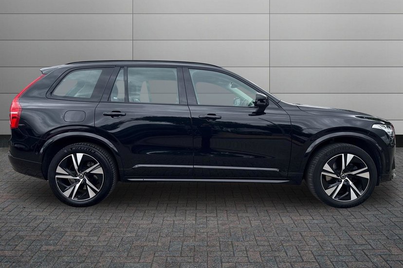 2023 Volvo XC90 thumbnail 5