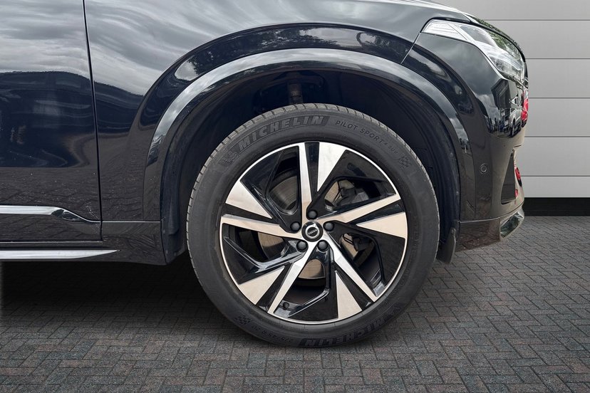 2023 Volvo XC90 thumbnail 6