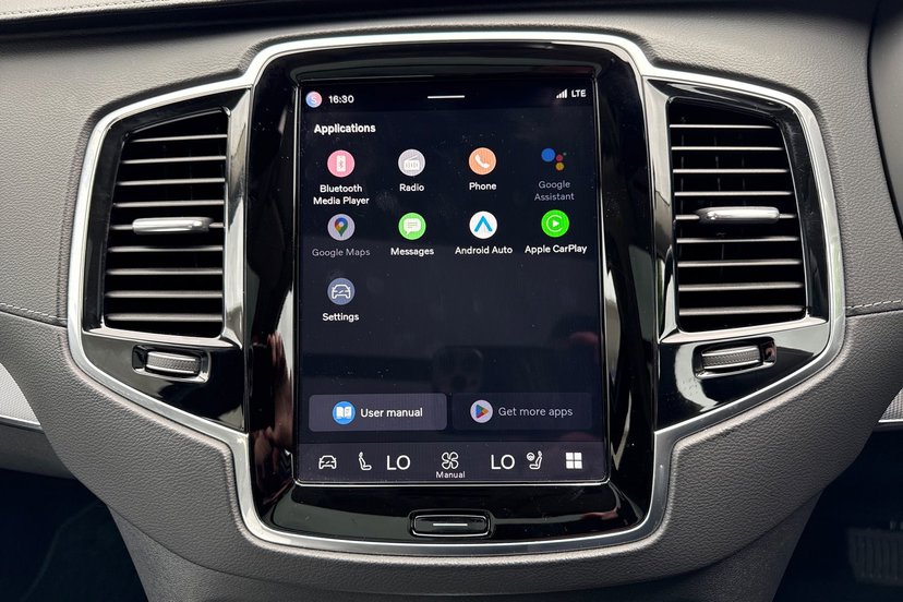 2022 Volvo XC90 thumbnail 15