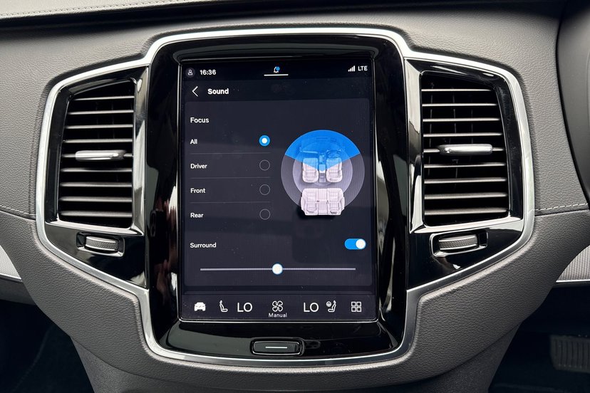 2022 Volvo XC90 thumbnail 21