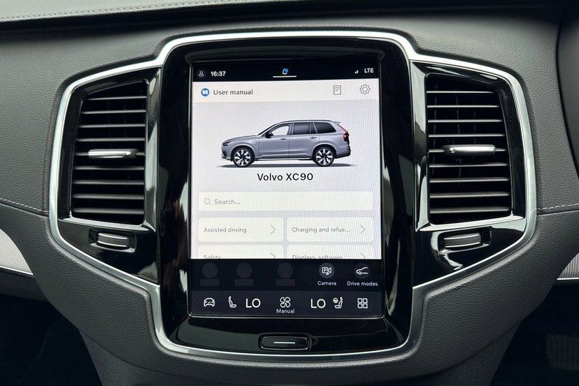 2022 Volvo XC90 thumbnail 22