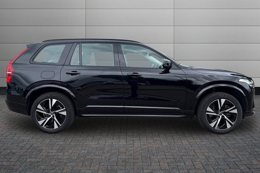 2022 Volvo XC90 thumbnail 5