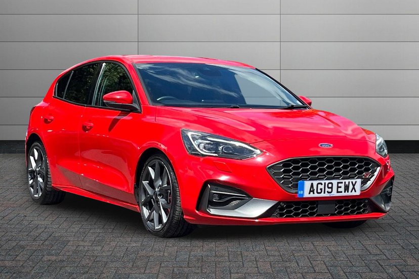 Ford Focus dealer public-web source image