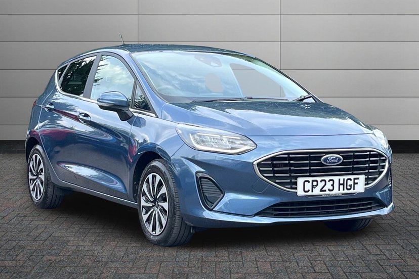 Ford Fiesta listing photo