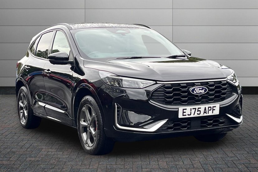 Ford Kuga listing photo