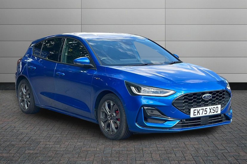 Ford Focus listing photo