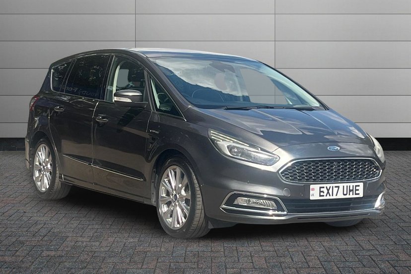 Ford S-Max listing photo