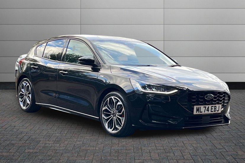 Ford Focus listing photo