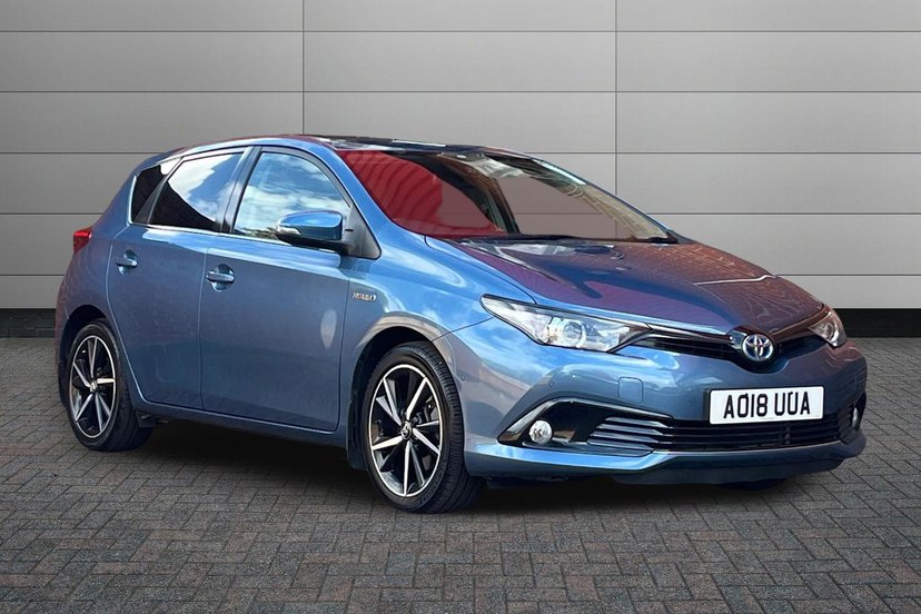 Toyota Auris listing photo