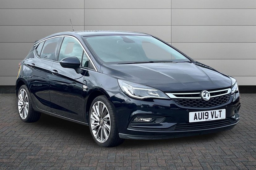 Vauxhall Astra listing photo